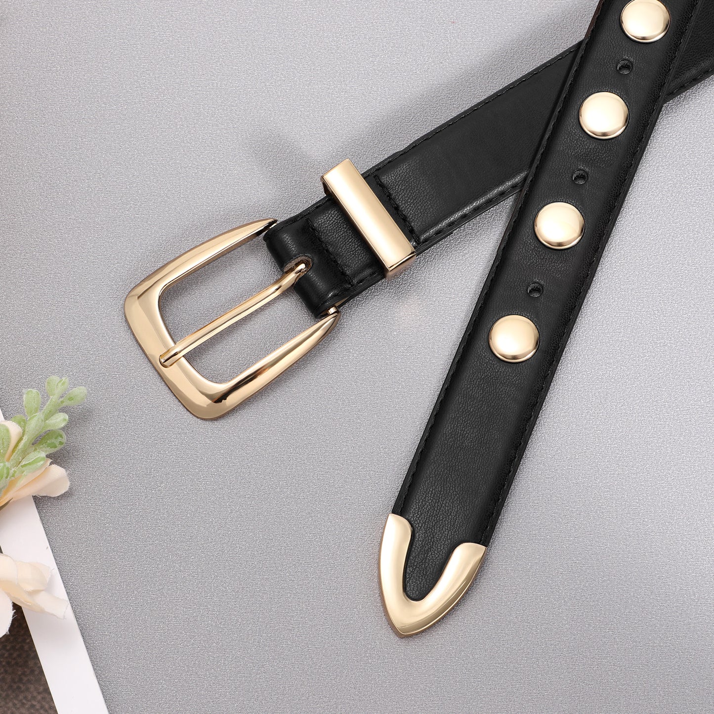 JASGOOD Women Leather Belt Fashion Studded Belt Ladies Punk Belt Vintage Leather Belt for Jeans Dress